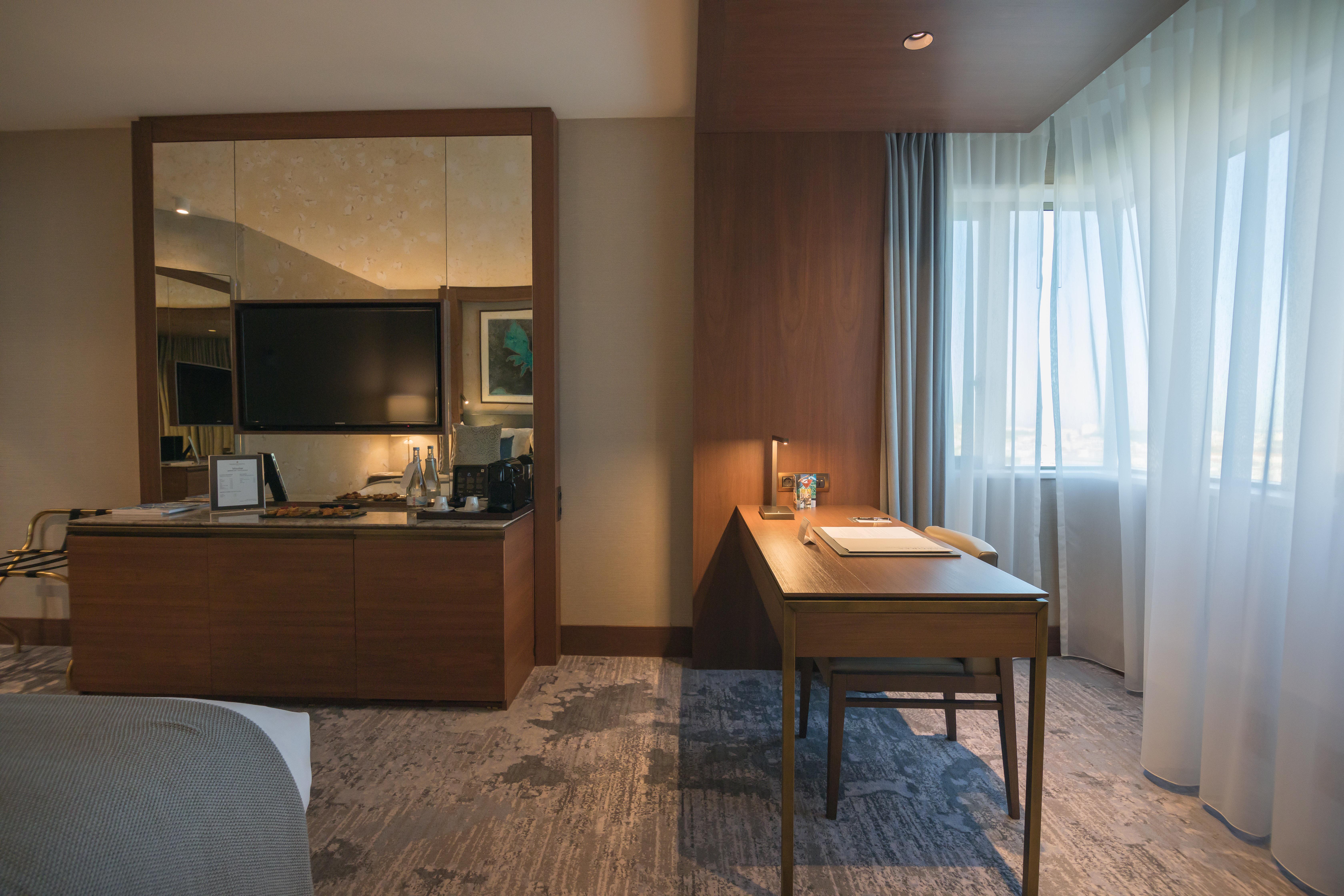 InterContinental Lisbon, an IHG Hotel Esterno foto A room at the hotel