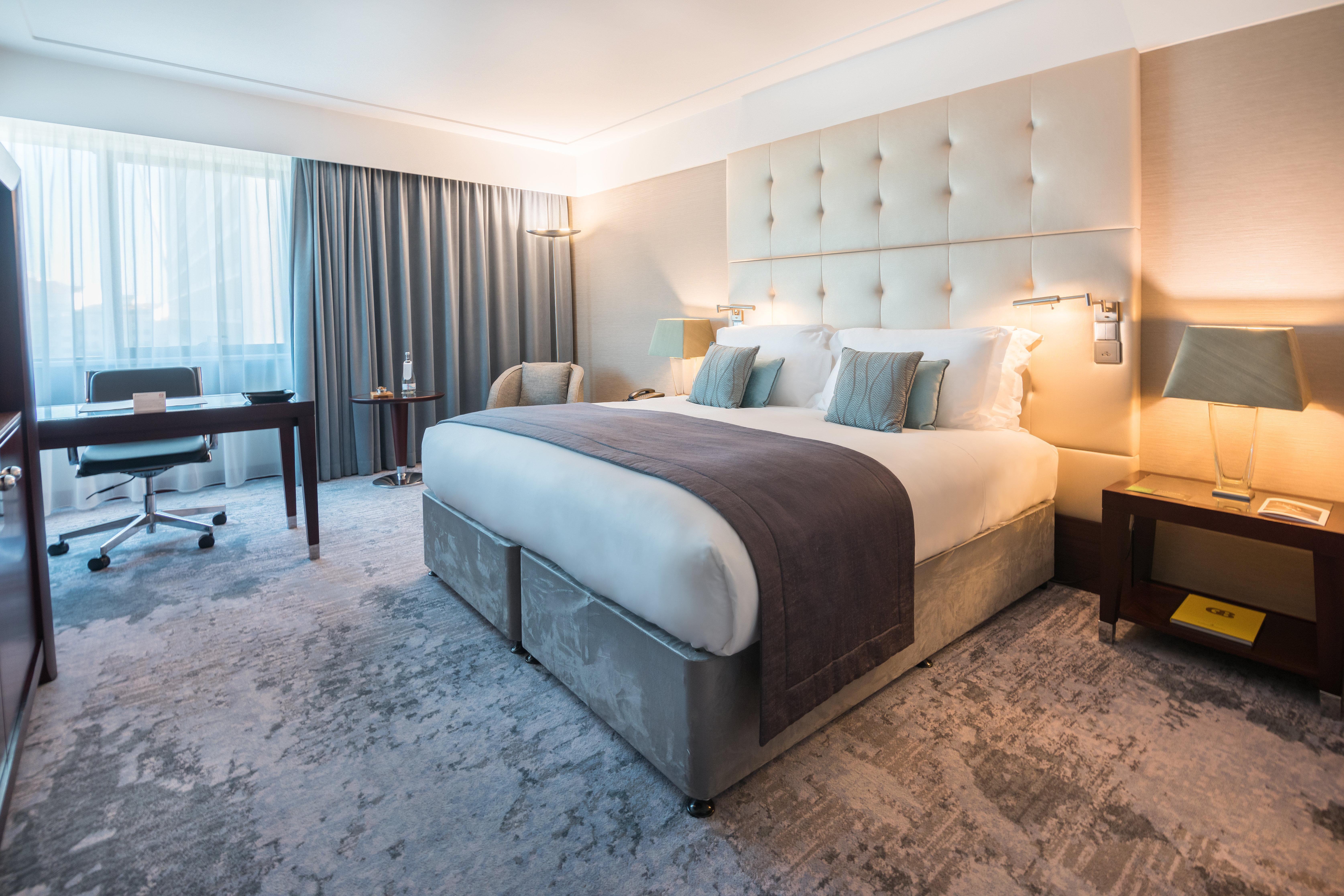 InterContinental Lisbon, an IHG Hotel Esterno foto A bedroom at the InterContinental London The O2