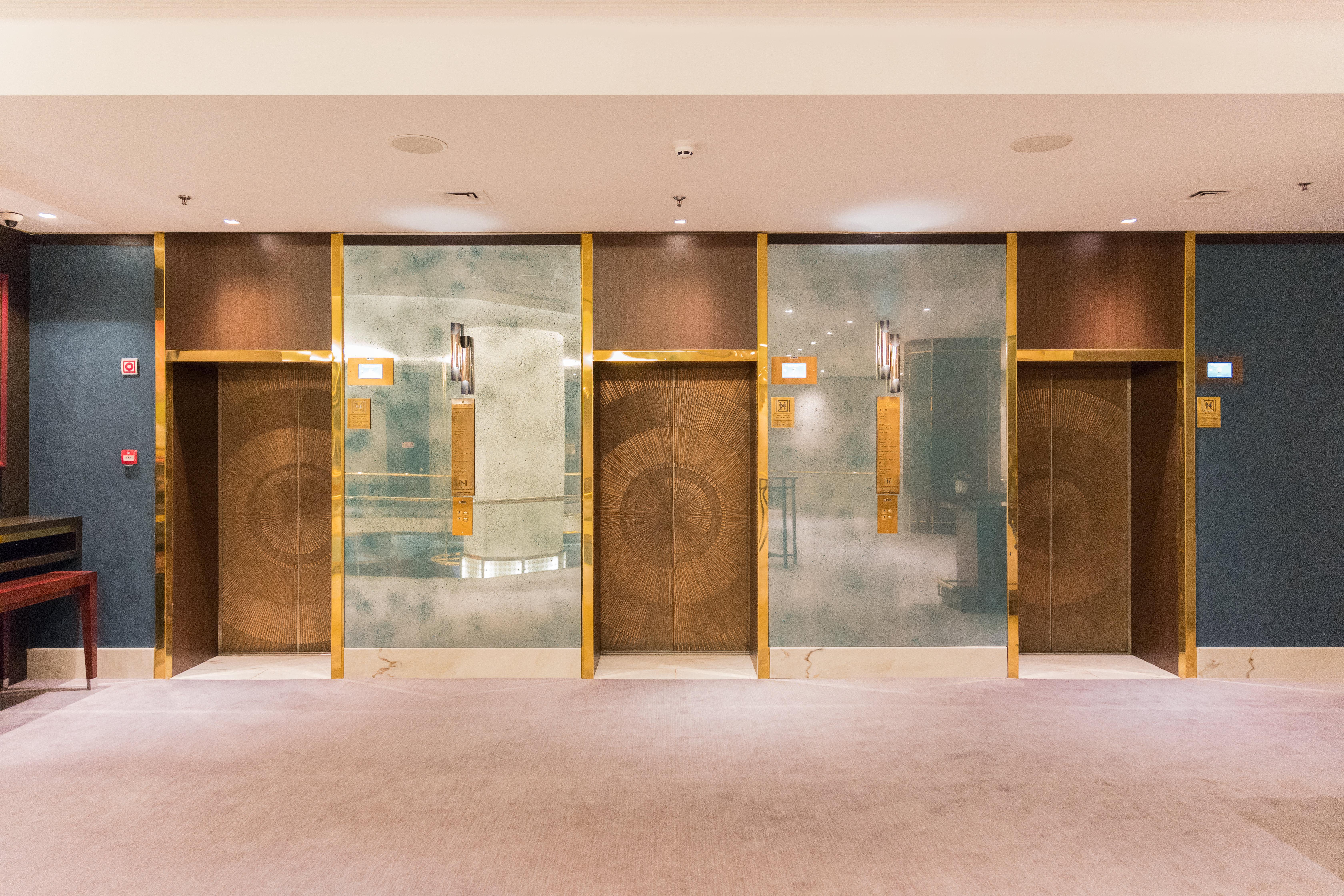 InterContinental Lisbon, an IHG Hotel Esterno foto Elevators at the Ritz-Carlton, Boston