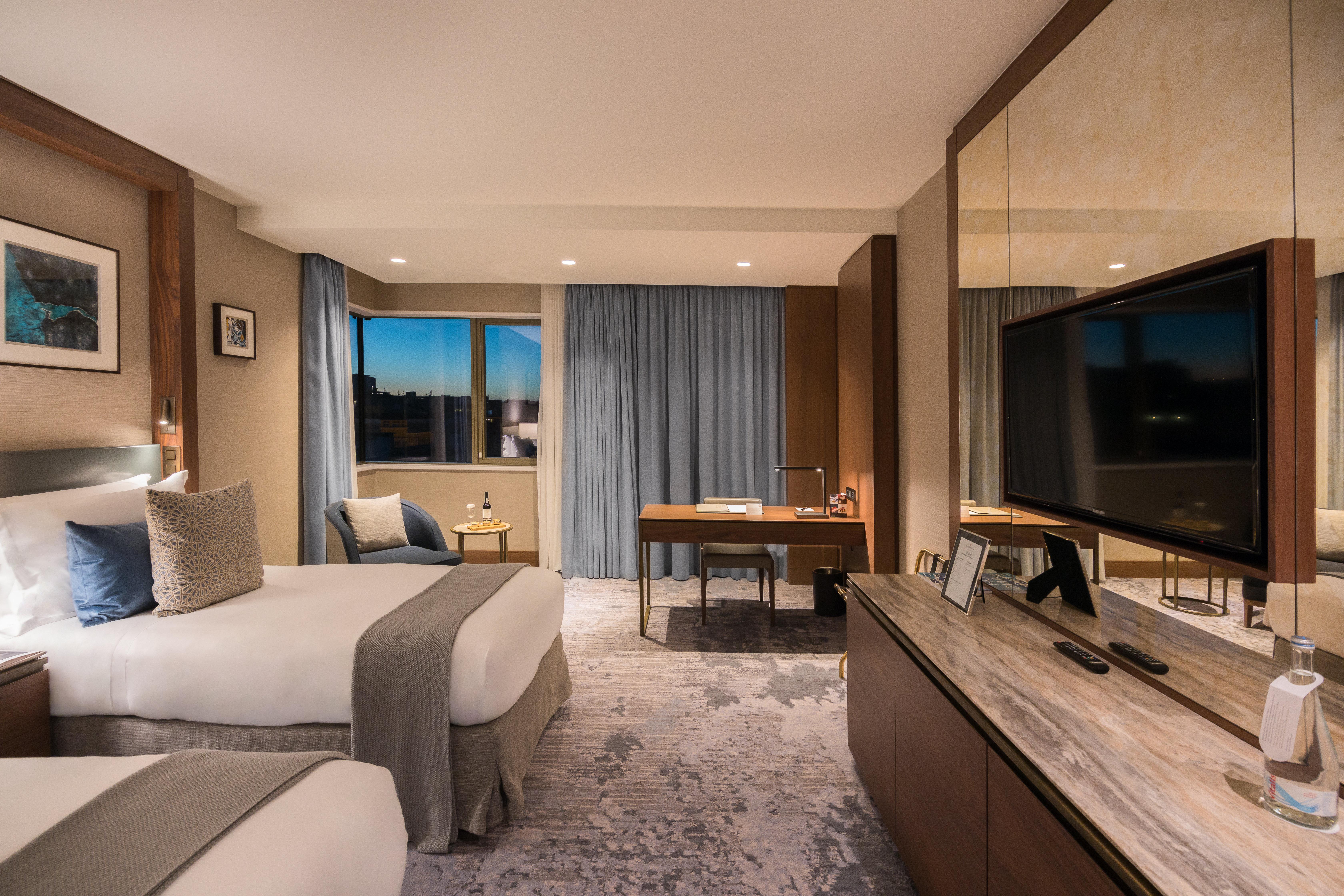 InterContinental Lisbon, an IHG Hotel Esterno foto Deluxe Room