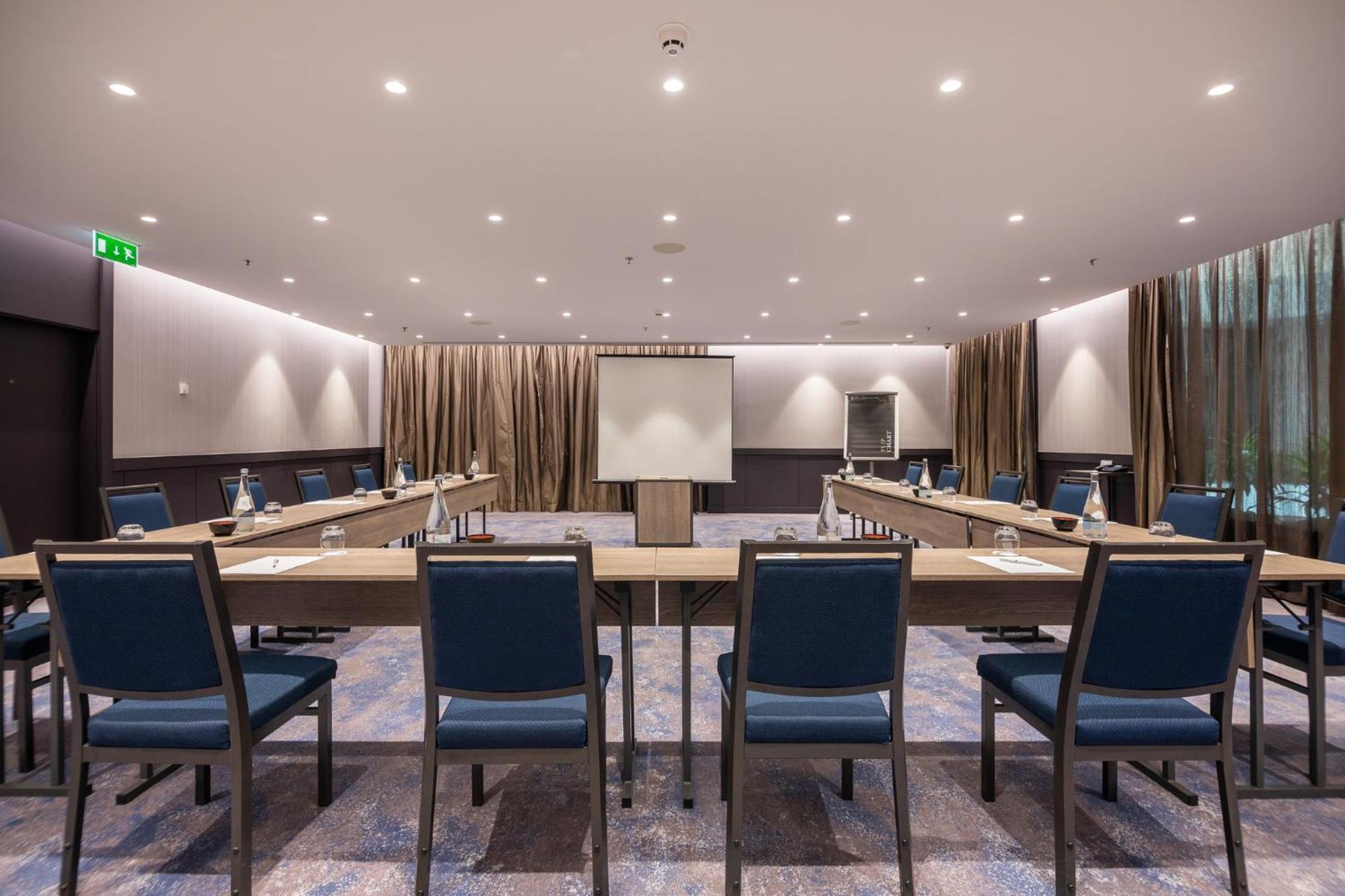 InterContinental Lisbon, an IHG Hotel Esterno foto Meeting room
