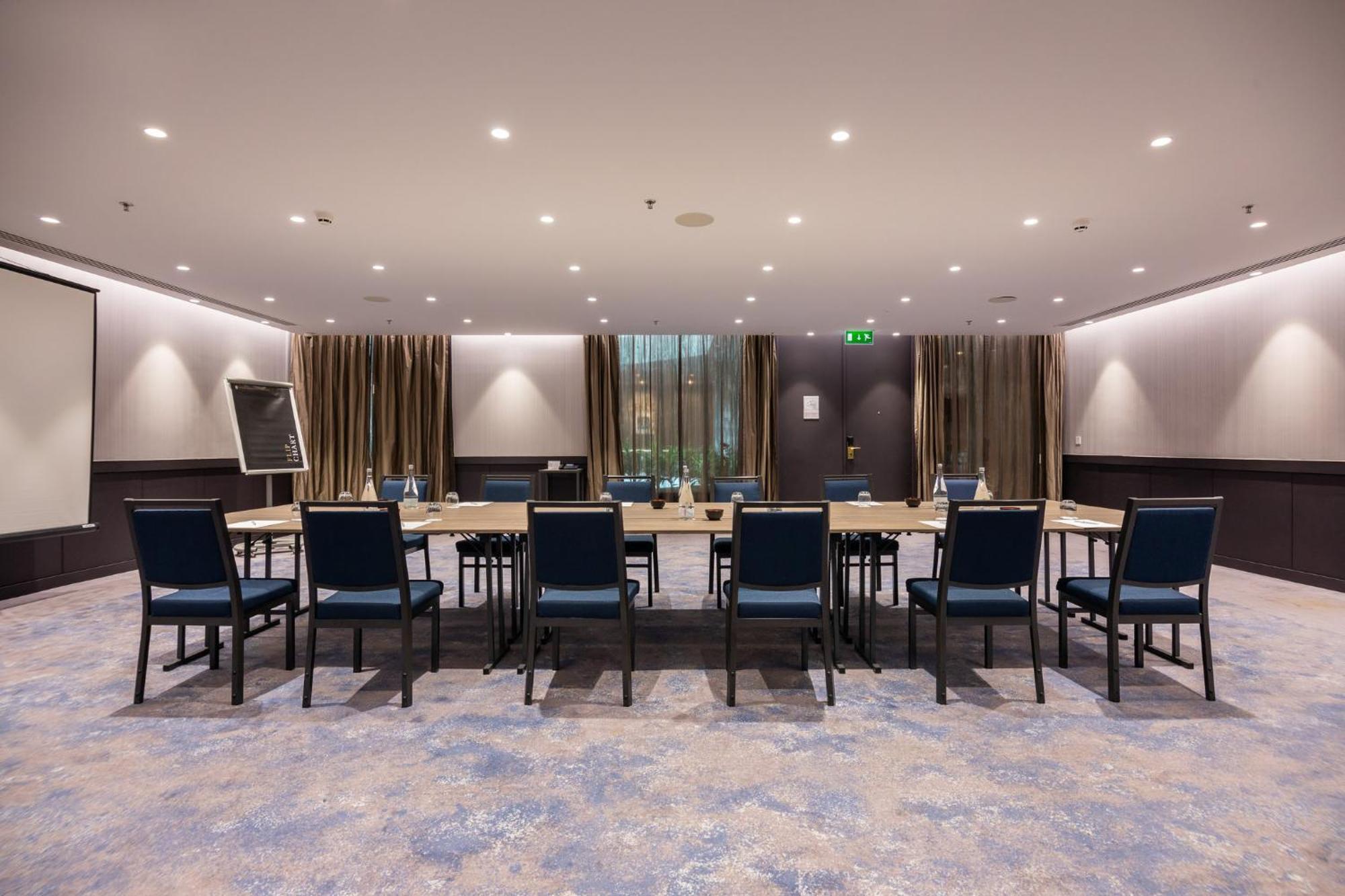 InterContinental Lisbon, an IHG Hotel Esterno foto Meeting room