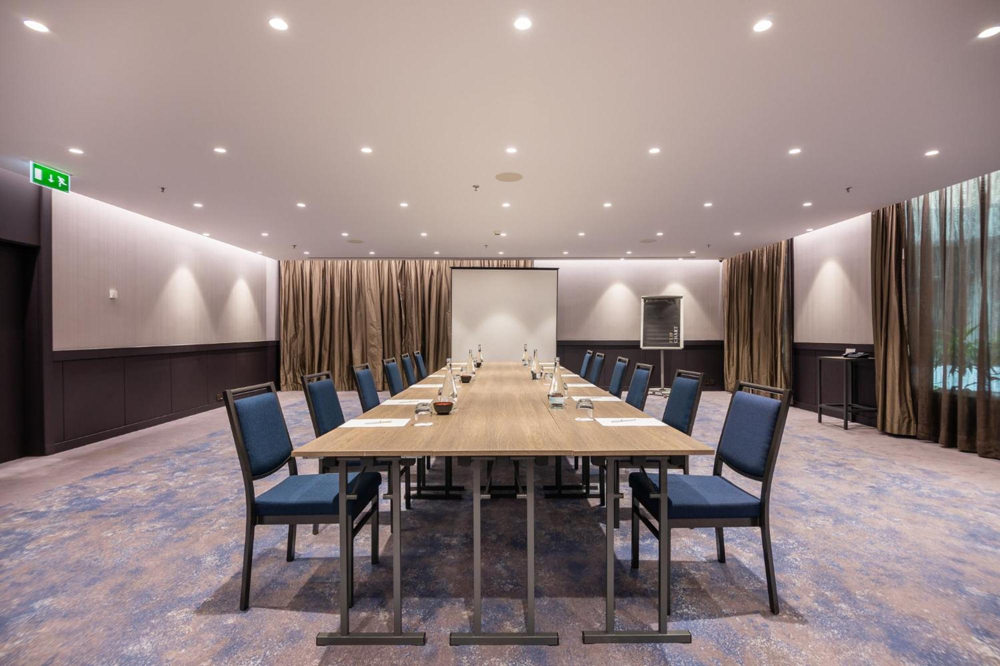 InterContinental Lisbon, an IHG Hotel Esterno foto Meeting room